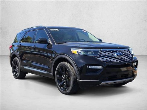 Used 2021 Ford Explorer Platinum w/ Equipment Group 601A AWD/4WD image 3