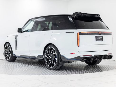 Used 2025 Land Rover Range Rover Long Wheelbase SE AWD/4WD image 3