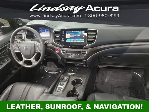 Used 2025 Honda Passport TrailSport image 11