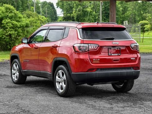 Certified 2020 Jeep Compass Latitude w/ Cold Weather Group AWD/4WD image 5