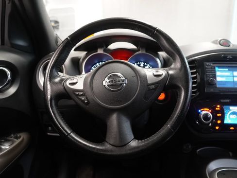 Used 2014 Nissan Juke SV w/ Navigation Package AWD/4WD image 18
