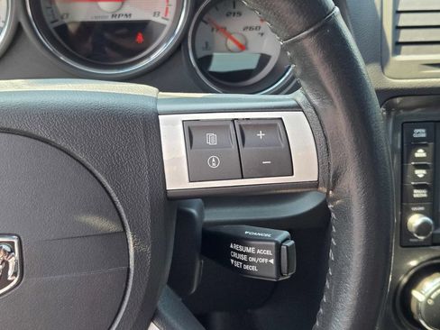 Used 2009 Dodge Challenger SRT8 w/ SRT Option Group II RWD image 35