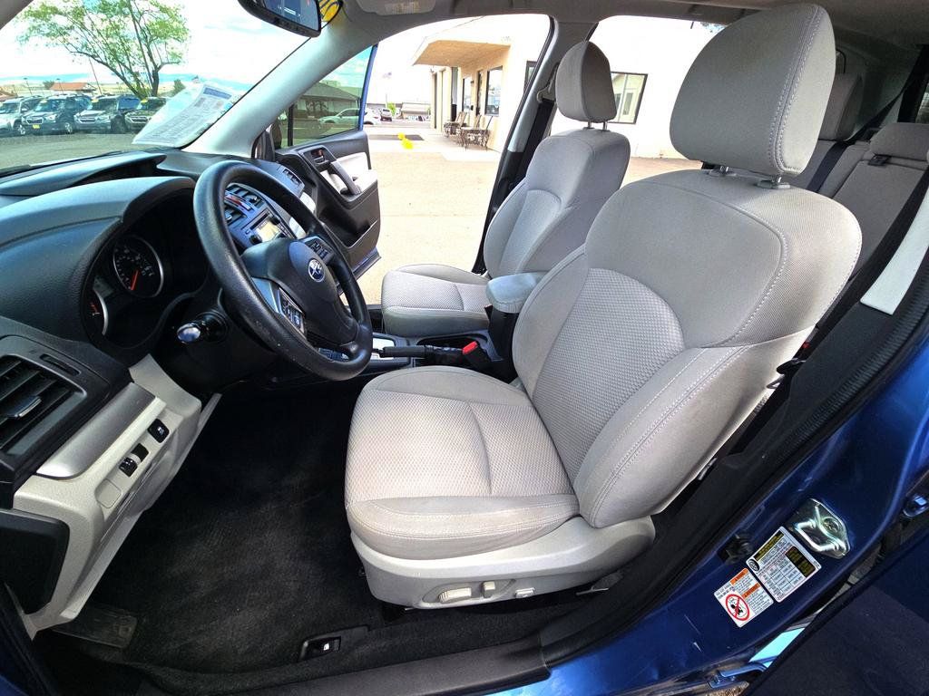 Used 2015 Subaru Forester 2.5i Premium w/ All-Weather Package AWD/4WD image 9