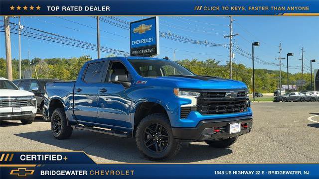 Used 2022 Chevrolet Silverado 1500 LT Trail Boss w/ LT Trail Boss Premium Package AWD/4WD image 1