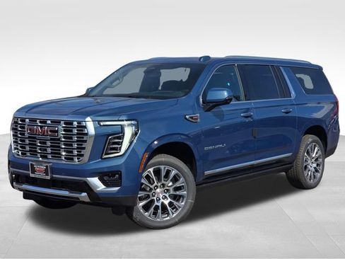 New 2026 GMC Yukon XL Denali w/ Sun & Power Step Package AWD/4WD image 1