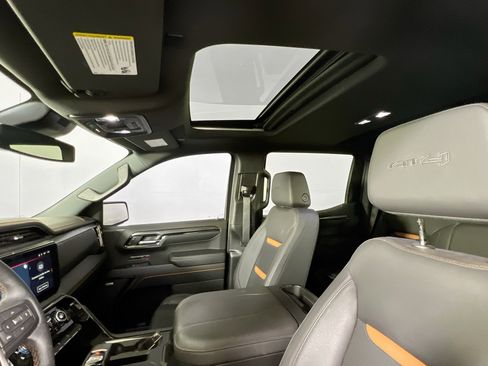 Used 2024 GMC Sierra 1500 AT4 w/ AT4 Preferred Package image 22