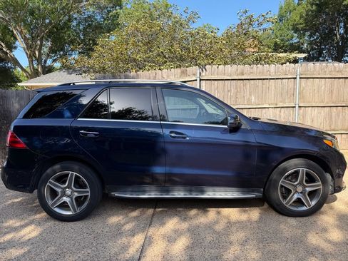 Used 2016 Mercedes-Benz GLE 350 4MATIC image 2