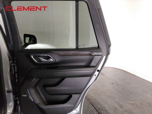 Used 2023 Chevrolet Tahoe LT w/ Luxury Package image 45