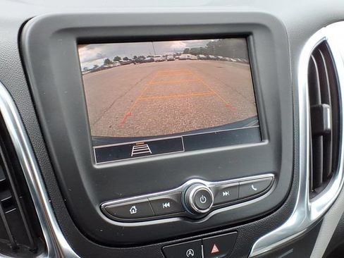 Used 2022 Chevrolet Equinox LT FWD image 24