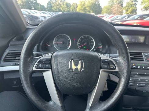 Used 2011 Honda Accord LX image 15