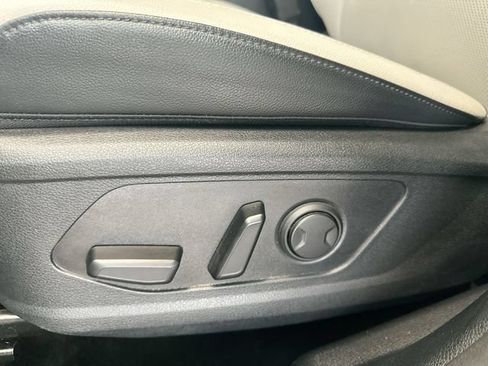 Certified 2023 Kia Sportage EX FWD image 16