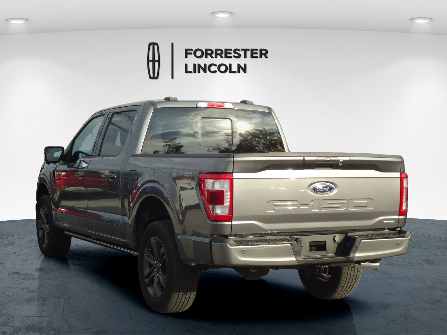 Used 2023 Ford F150 Lariat w/ Equipment Group 502A High AWD/4WD image 5