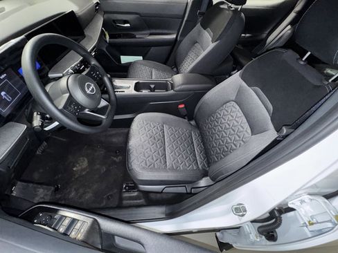 New 2026 Nissan Kicks SV w/ Cold Weather Package AWD/4WD image 21