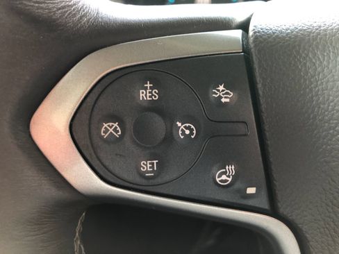 Used 2017 Chevrolet Tahoe Premier AWD/4WD image 36