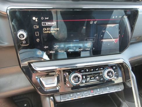 Certified 2024 GMC Sierra 2500 AT4 w/ AT4 Preferred Package AWD/4WD image 34