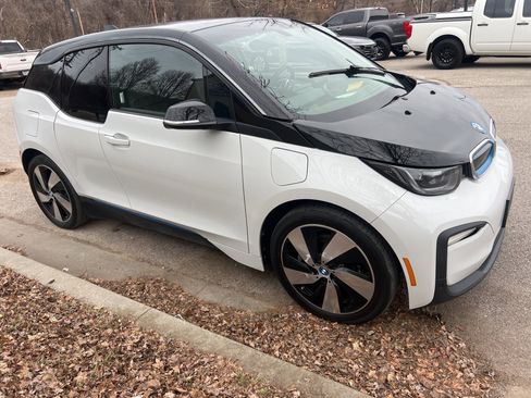 Used 2018 BMW i3 w/ Range Extender image 3