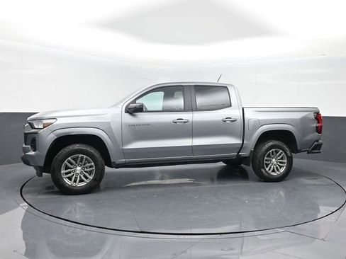 Used 2023 Chevrolet Colorado LT image 4