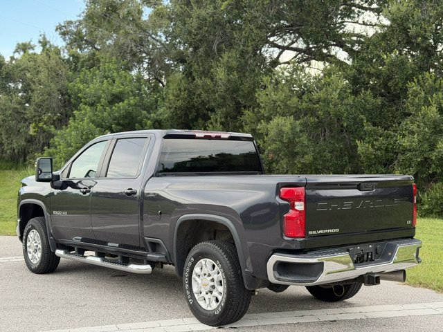 Used 2024 Chevrolet Silverado 2500 LT w/ Safety Package AWD/4WD image 3