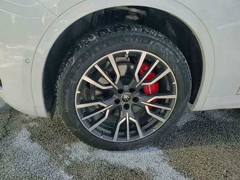 Certified 2024 Maserati Grecale GT image 16