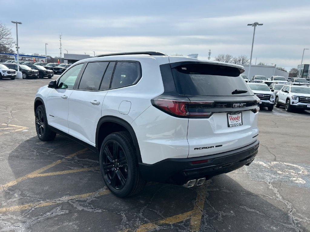 New 2026 GMC Acadia Elevation w/ Black Edition AWD/4WD image 8