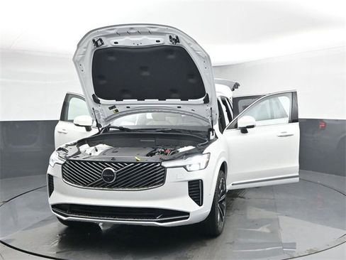 New 2026 Volvo XC90 B6 Ultra image 55