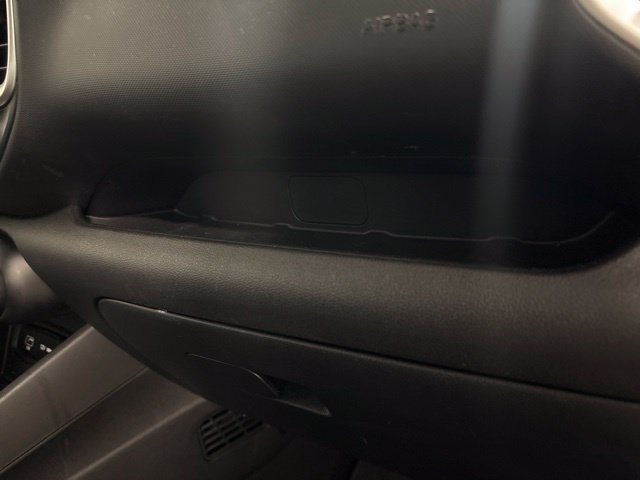Used 2025 Hyundai Venue SEL FWD image 35