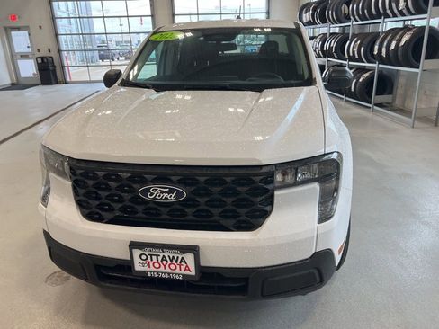 Used 2025 Ford Maverick XL w/ Equipment Group 102A image 9