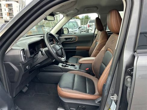 Used 2025 Ford Bronco Sport Outer Banks image 2