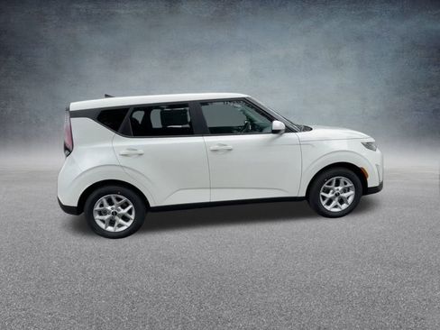 New 2025 Kia Soul LX w/ LX Technology Package image 25