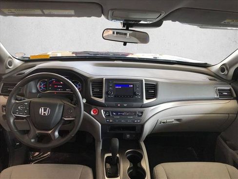 Used 2019 Honda Pilot LX image 15
