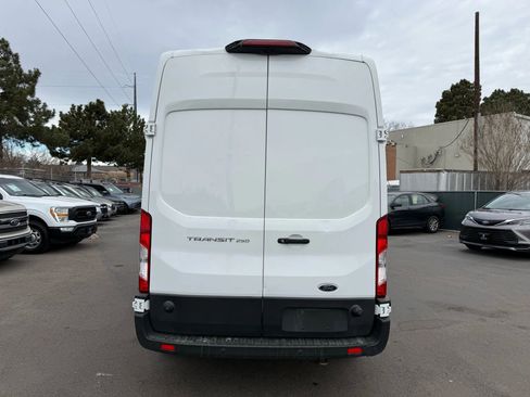Used 2019 Ford Transit 250 148 High Roof image 5
