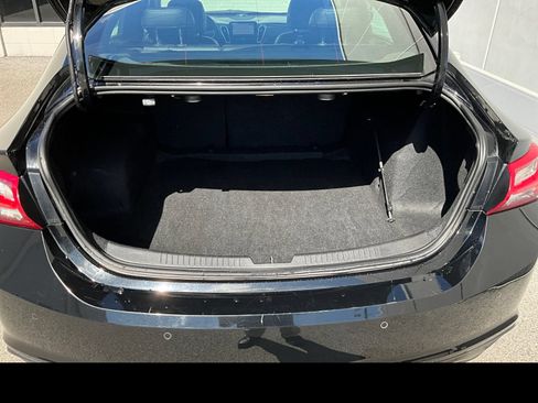Used 2024 Chevrolet Malibu LT FWD image 12