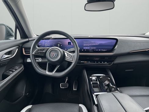 Used 2025 Buick Envision Sport Touring image 23