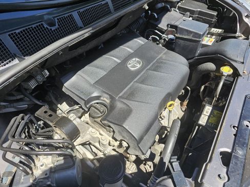 Used 2013 Toyota Sienna XLE AWD/4WD image 55