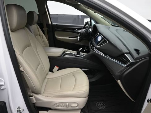 Used 2020 Buick Enclave Premium w/ Sun and Sites Package AWD/4WD image 9
