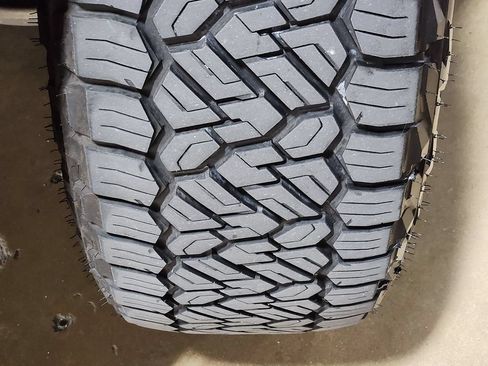 Used 2023 Rivian R1S Adventure AWD/4WD image 24
