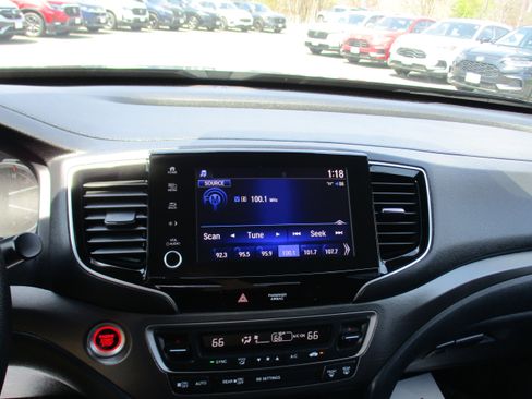 Certified 2023 Honda Ridgeline Sport image 16