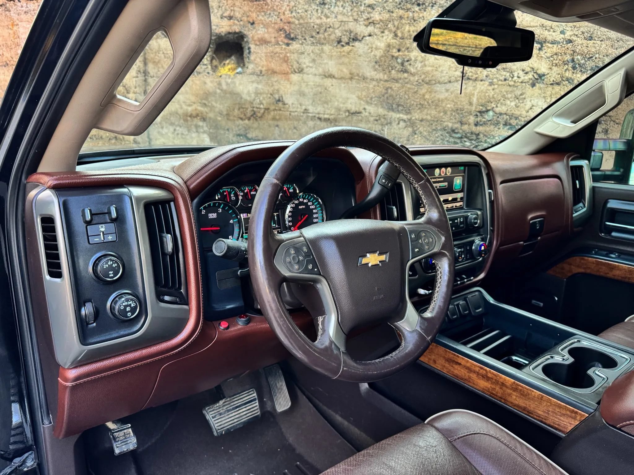 Used 2015 Chevrolet Silverado 2500 High Country w/ Duramax Plus Package AWD/4WD image 15