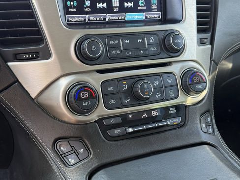 Used 2018 GMC Yukon Denali w/ Denali Ultimate Package image 17