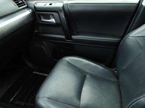 Used 2019 Toyota 4Runner Limited image 13