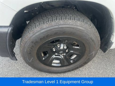 Used 2025 RAM 1500 Tradesman AWD/4WD image 11