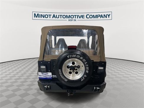 Used 1997 Jeep Wrangler Sahara image 7