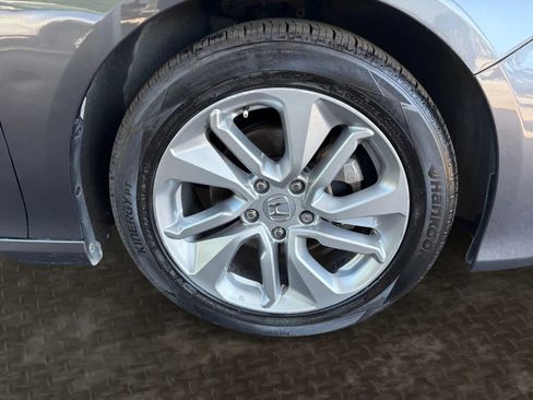 Used 2020 Honda Accord LX image 40