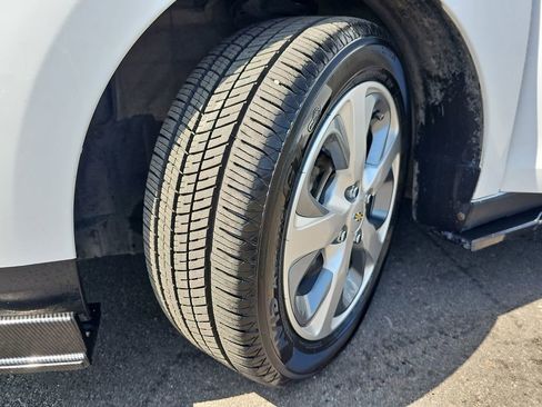 Used 2017 Chevrolet Spark LS image 33