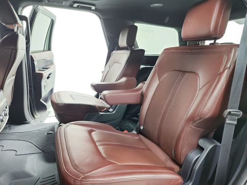 Used 2022 Ford Expedition Limited RWD image 42