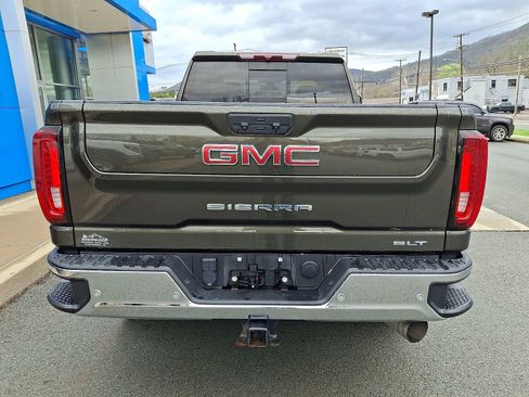 Used 2022 GMC Sierra 2500 SLT w/ SLT Premium Package image 6