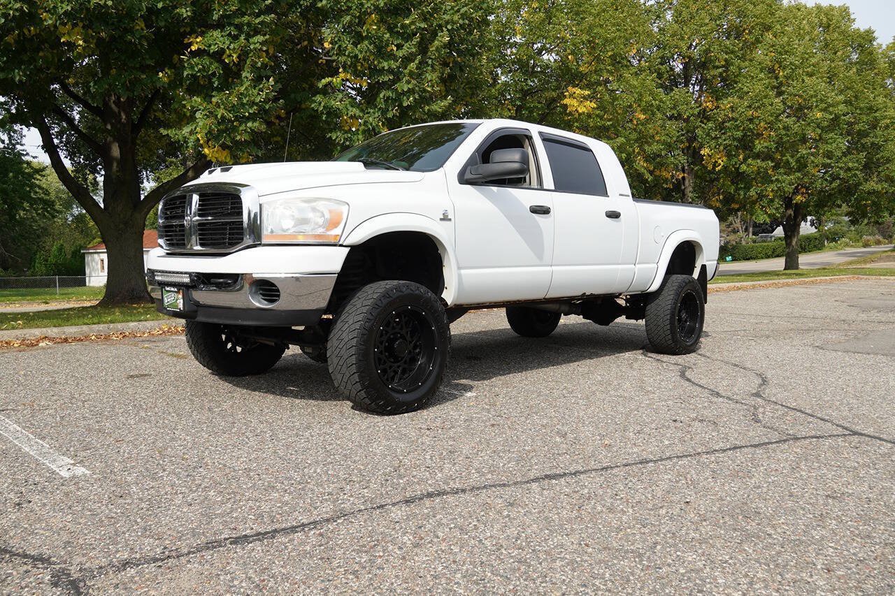 Used 2006 Dodge Ram 2500 Truck SLT AWD/4WD image 4