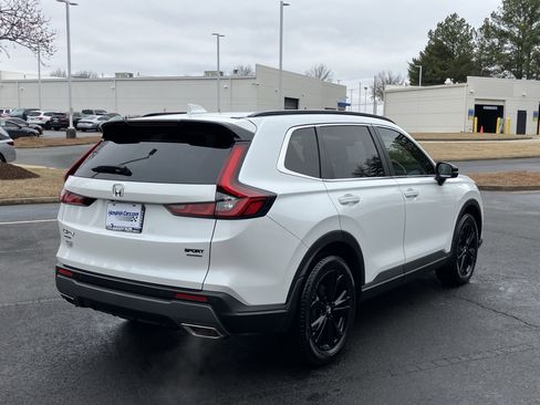 Used 2024 Honda CR-V Sport Touring image 10