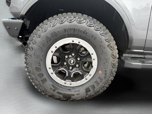 New 2024 Ford Bronco Outer Banks w/ Sasquatch Package AWD/4WD image 6