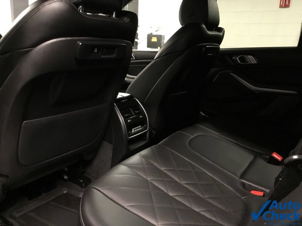 Used 2023 BMW X5 xDrive40i w/ Premium Package AWD/4WD image 30